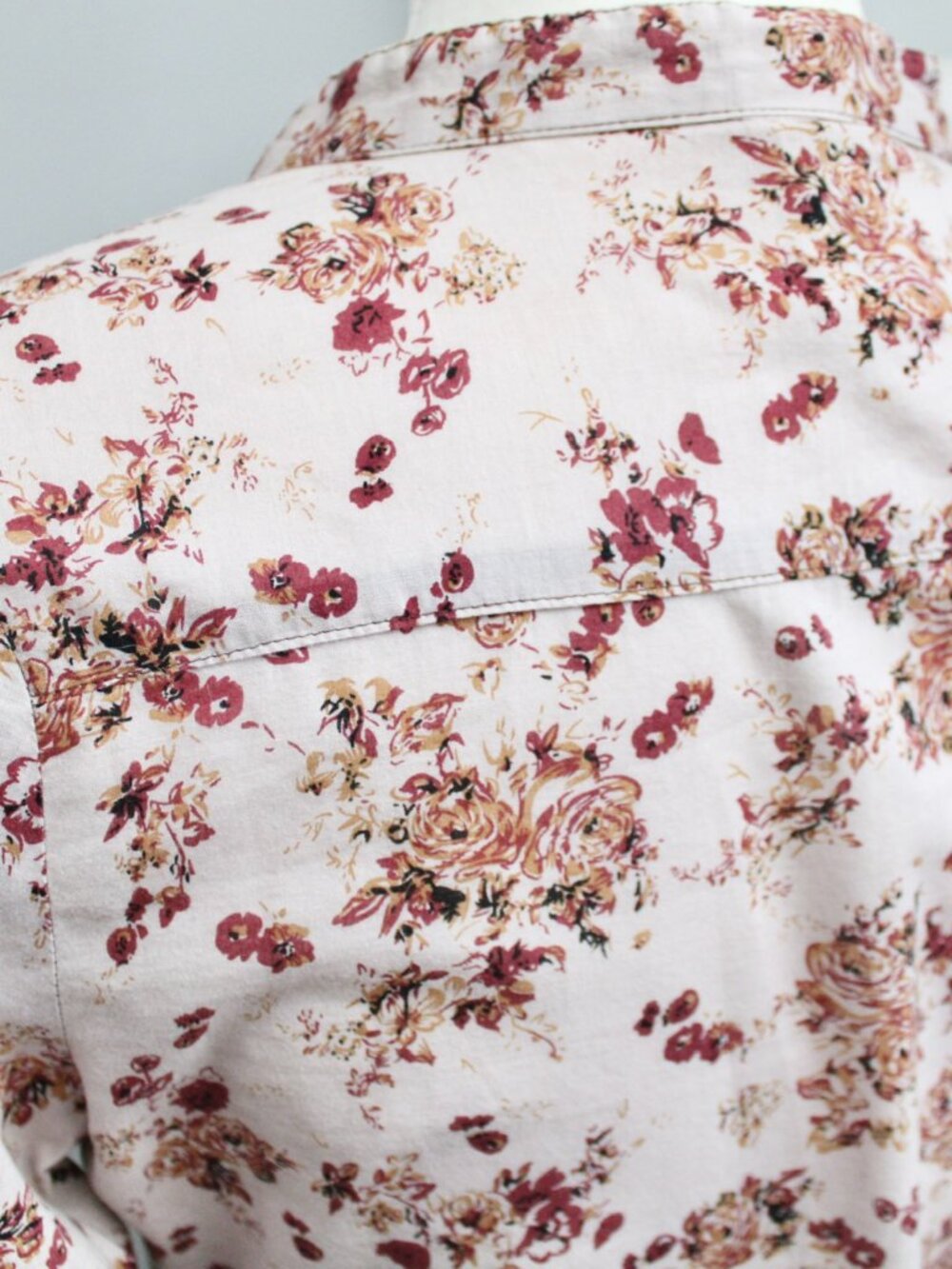 Daytrip Purple Red Floral Print pintuck Placket Button-Up 3/4 Top Blouse Medium - Picture 9 of 9